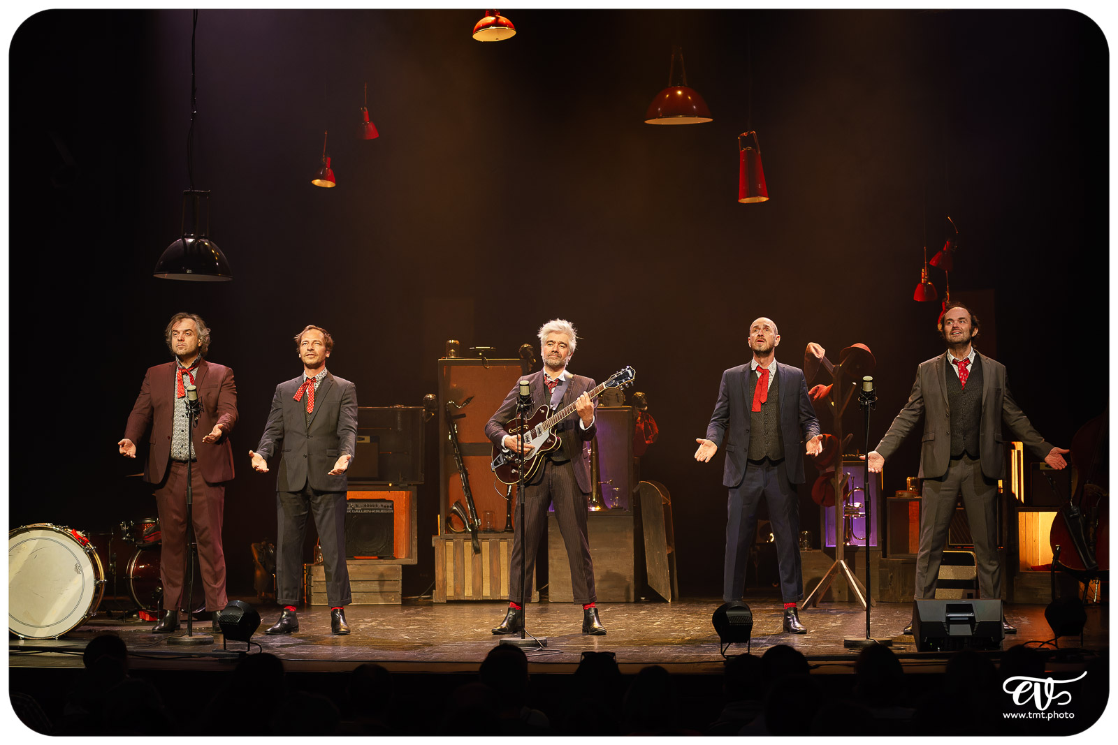 NOS COURSES FOLLES - LES FOUTEURS DE JOIE